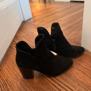 Lulus Black Booties